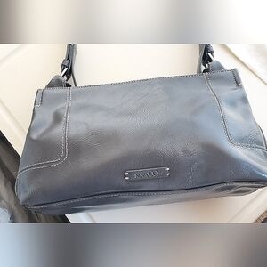 Nine & Co. Gray Leather Shoulder Bag in Excellent Condition No Call Outs